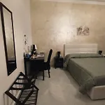 B&B Centrale 住宿加早餐酒店 3*