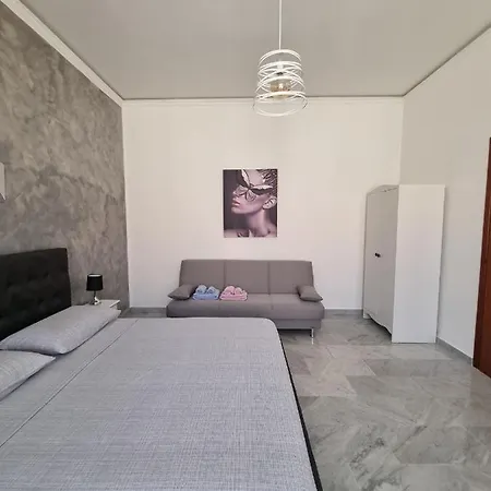 B&B Centrale Oda ve Kahvaltı Messina