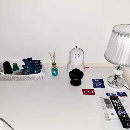 B&B Centrale 住宿加早餐酒店 3*